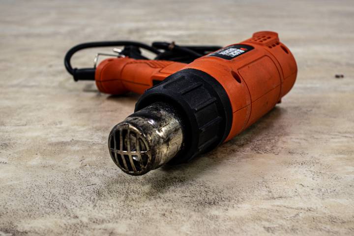 Black&Decker Hőlégfúvó, hőpisztoly - 1 - Kép Black&Decker Hőlégfúvó, hőpisztoly - 1 - Fotó - {PHOTO}