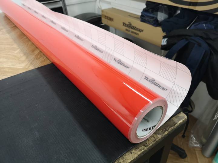 TECKWRAP CG06-HD Racing Red lakk autófólia - Ford Focus ST - 11 - Fotó - {PHOTO}