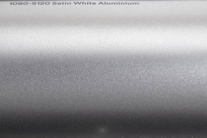 3M 1080-S120 Satin White Aluminium - 0 - Fotó - {PHOTO}