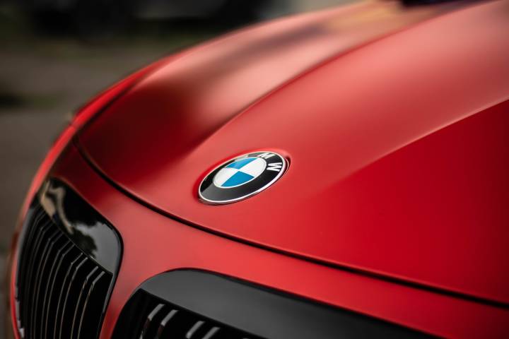 TECKWRAP VCH401-S Crimson Red matt króm autófólia - BMW 6 Coupe - 3 - Kép TECKWRAP VCH401-S Crimson Red matt króm autófólia - BMW 6 Coupe - 3 - Fotó - {PHOTO}