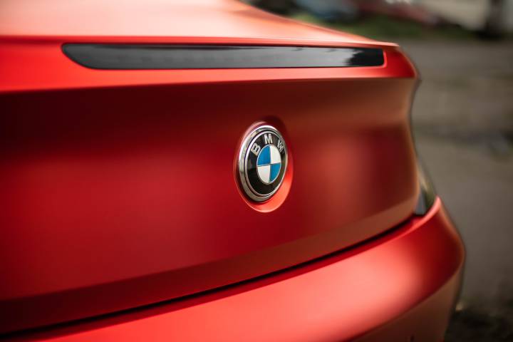 TECKWRAP VCH401-S Crimson Red matt króm autófólia - BMW 6 Coupe - 5 - Kép TECKWRAP VCH401-S Crimson Red matt króm autófólia - BMW 6 Coupe - 5 - Fotó - {PHOTO}