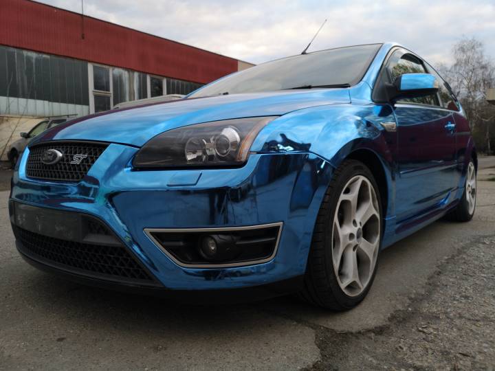 TECKWRAP CHM17-HD Light Blue fényes króm autófólia - Ford Focus ST - 3 - Kép TECKWRAP CHM17-HD Light Blue fényes króm autófólia - Ford Focus ST - 3 - Fotó - {PHOTO}