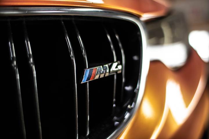 TECKWRAP RB08-HD Coral Peach fényes gyöngyház autófólia - BMW M4 - 4 - Kép TECKWRAP RB08-HD Coral Peach fényes gyöngyház autófólia - BMW M4 - 4 - Fotó - {PHOTO}