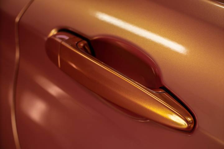 TECKWRAP RB08-HD Coral Peach fényes gyöngyház autófólia - BMW M4 - 9 - Kép TECKWRAP RB08-HD Coral Peach fényes gyöngyház autófólia - BMW M4 - 9 - Fotó - {PHOTO}